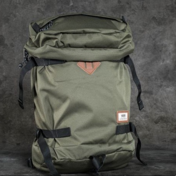 vans army green backpack